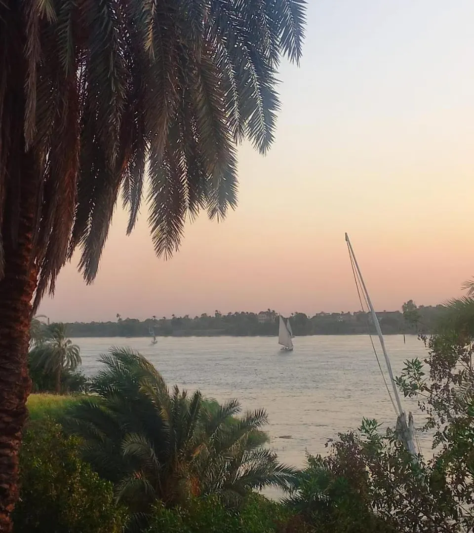 فيلا على النيل بالأقصرـ العوامية Egypt